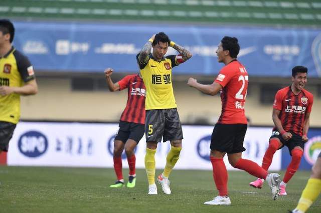 CCTV6 VIP影院 全部 电影 电视剧 影人 视频 图片 新闻 更新时间 所有 1小时内 今日内 1周内 1个月内 从资讯频道搜索 结果 147237 条 《铁血战士》系列亮相上影节 科幻经典IP五部联映 2018-05-22 备受瞩目的第21届上海国际电影节即将于6月16日拉开大幕。
